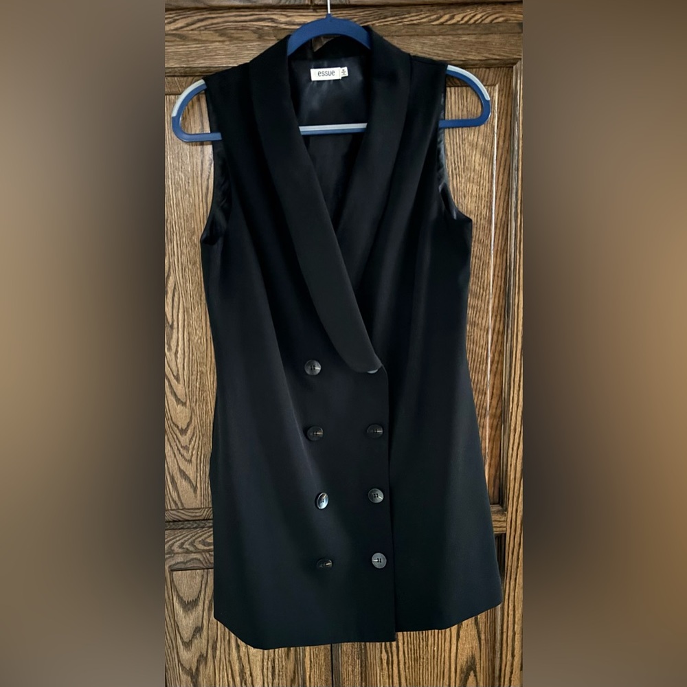 Essue Black Vest Dress